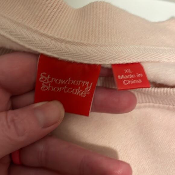 Target Strawberry Shortcake Pink Crewneck Sweatshirt 80's Size XL - Picture 4 of 5